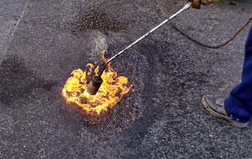 Mariandyrys flat roofing repairs